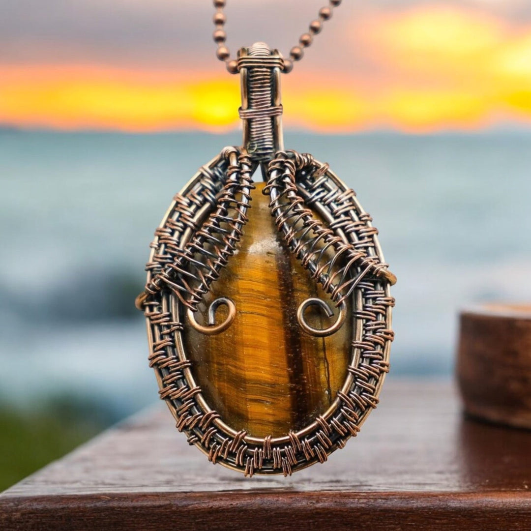 Tiger's Eye Crystal: Courage, Confidence & Manifestation