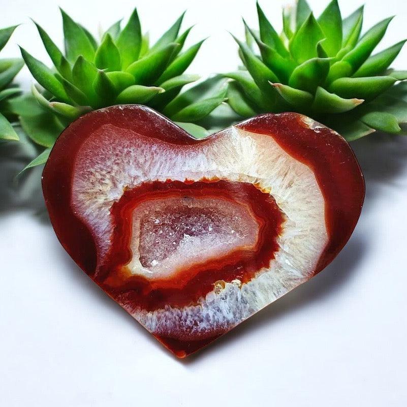 Carnelian Crystal: Courage, Creativity & Vital Energy