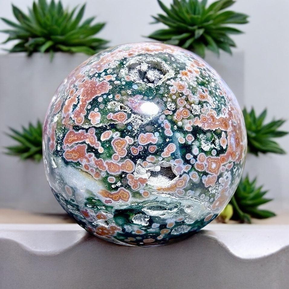 Jasper Crystal: Grounding, Nurturing & Earth's Masterpiece