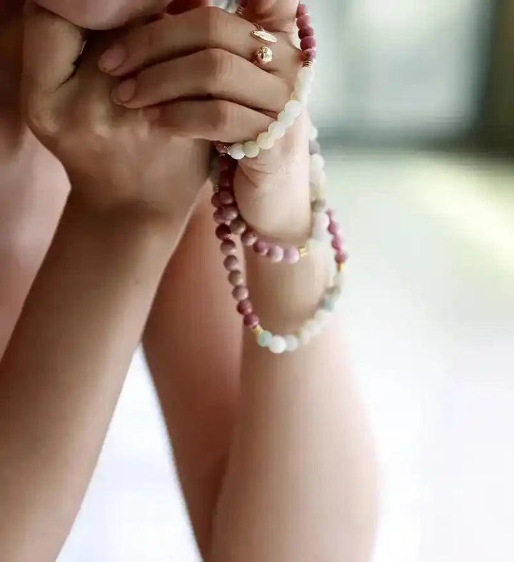 108 Beads Natural Agate Lotus Mala Necklace
