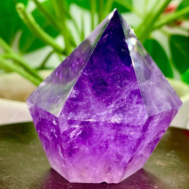 High Quality Natural Purple Crystal Tower Energy Healing Wand. Stunning faceted amethyst crystal for spiritual balance.