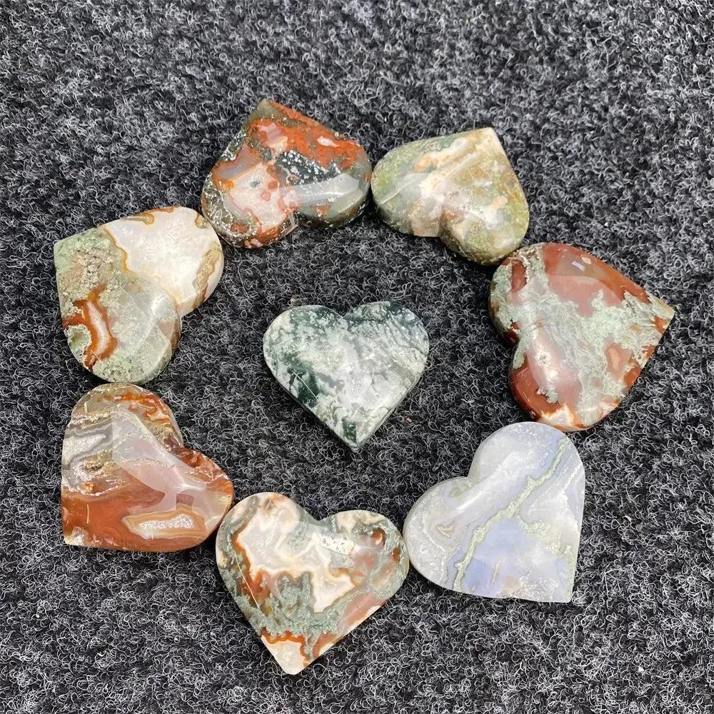 Aquatic Agate Geode Heart: Soothing blue and white crystal hearts with sparkling druzy, promoting emotional balance.