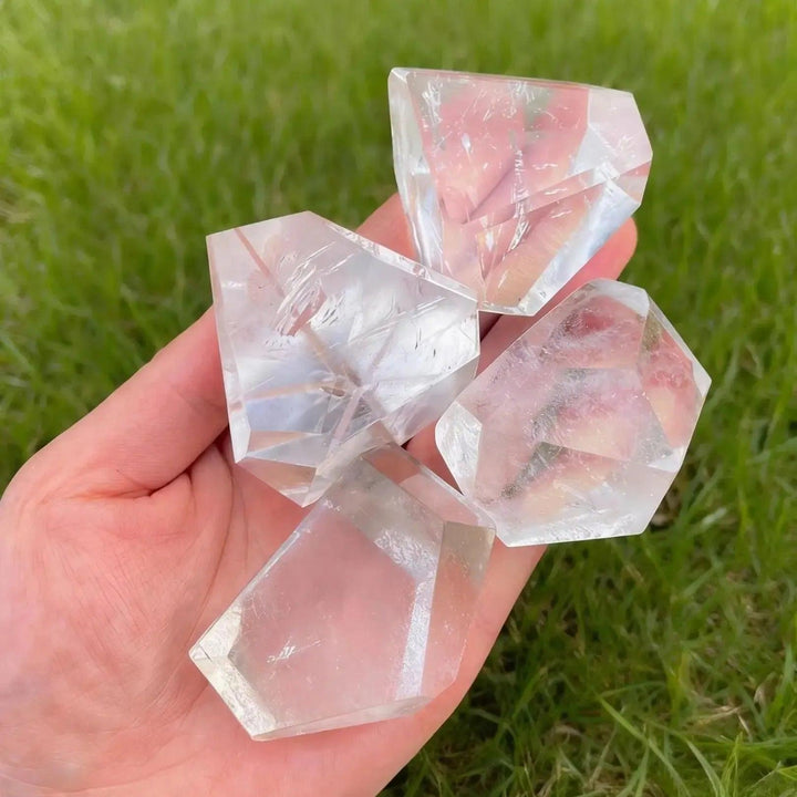 1pc Natural Clear Quartz Handcrafted Freeform Ornament, Home Decor, Perfect Holiday Gift for Christmas, Halloween, Easter