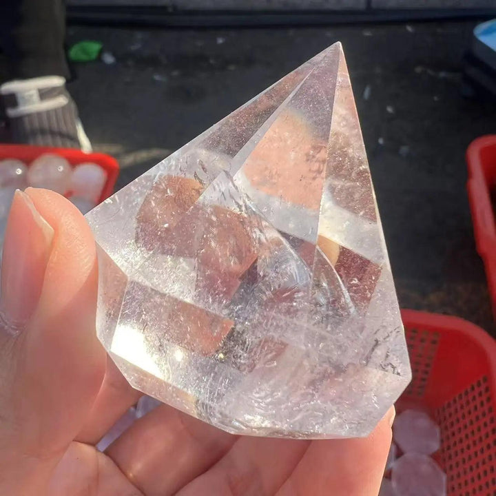 Clear natural quartz crystal hexagonal pyramid, 6-faced, for reiki healing and feng shui.
