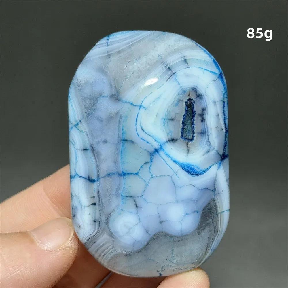 85g blue dragon pattern agate palm stone, a polished natural crystal for healing, meditation, and Feng Shui decor.