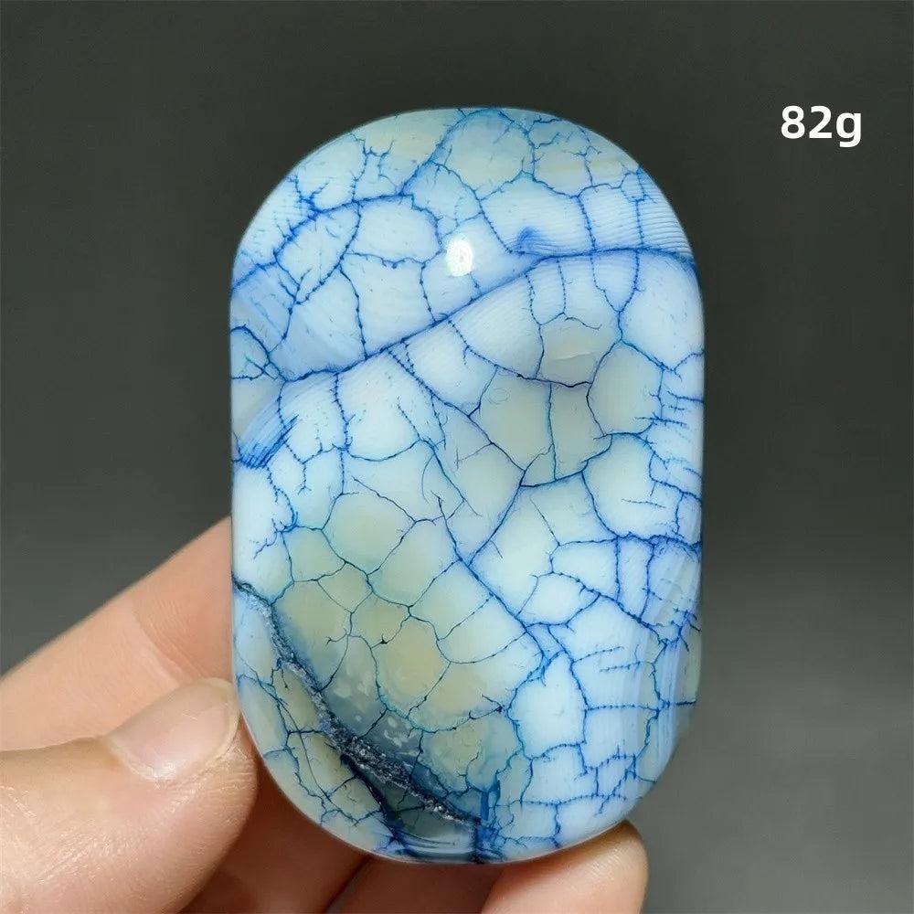 82g blue and white dragon pattern agate palm stone, a polished healing crystal perfect for meditation and home decor.