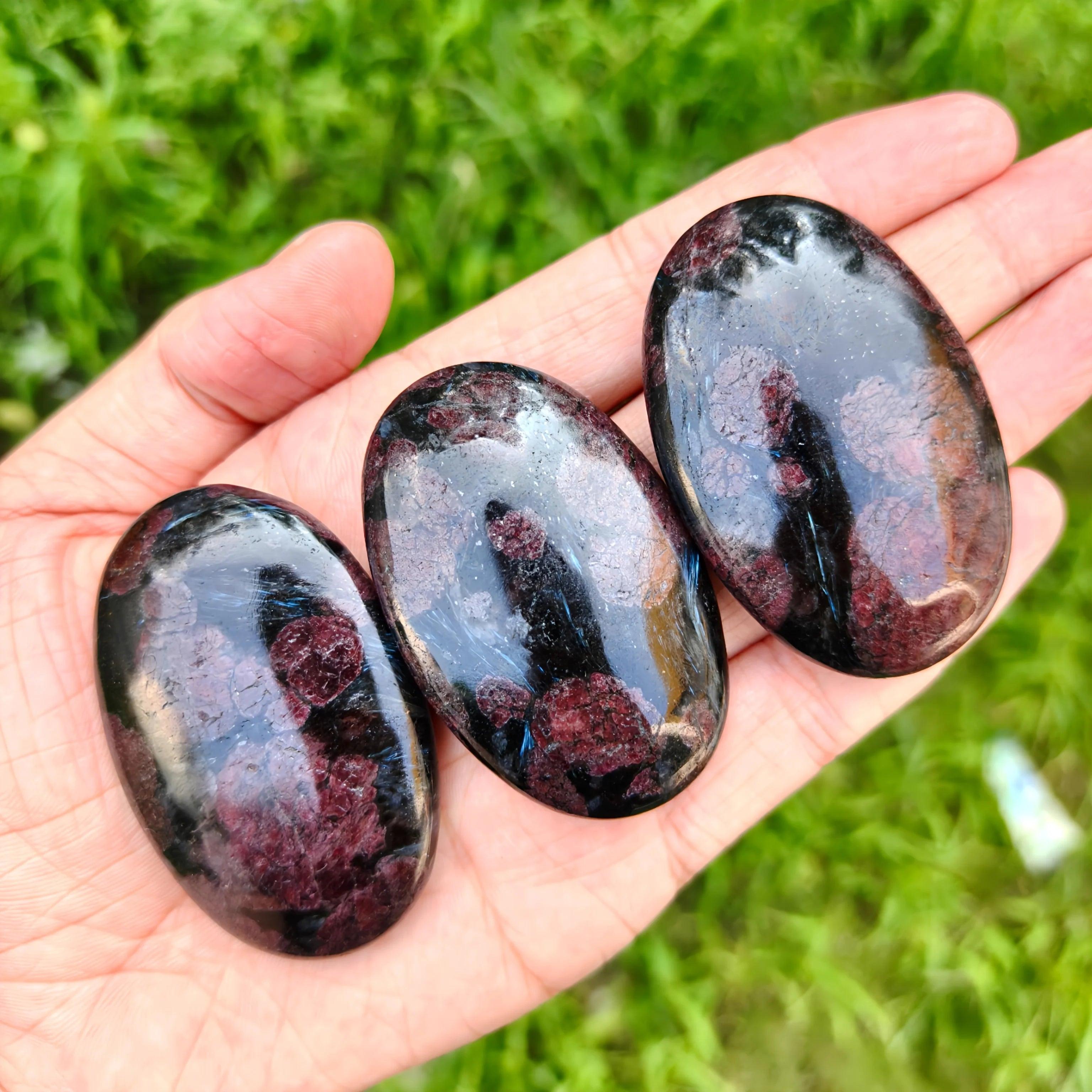 Firework Garnet Crystal Palm Stone for Root Chakra