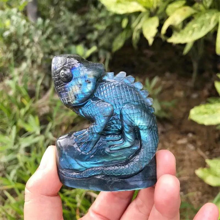 Iridescent blue-green Labradorite Crystal Carved Lizard Statue, 70mm, for protection and transformation.