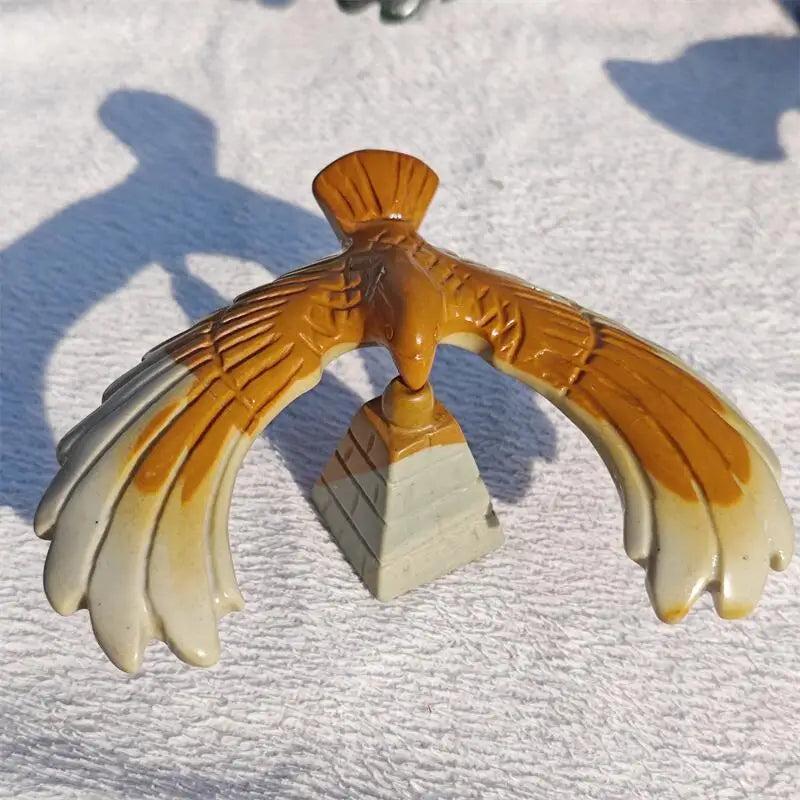 Natural Jade Pyramid Balancing Rotating Eagle Carving for Crystal Love Healing Fengshui Home Decoration.