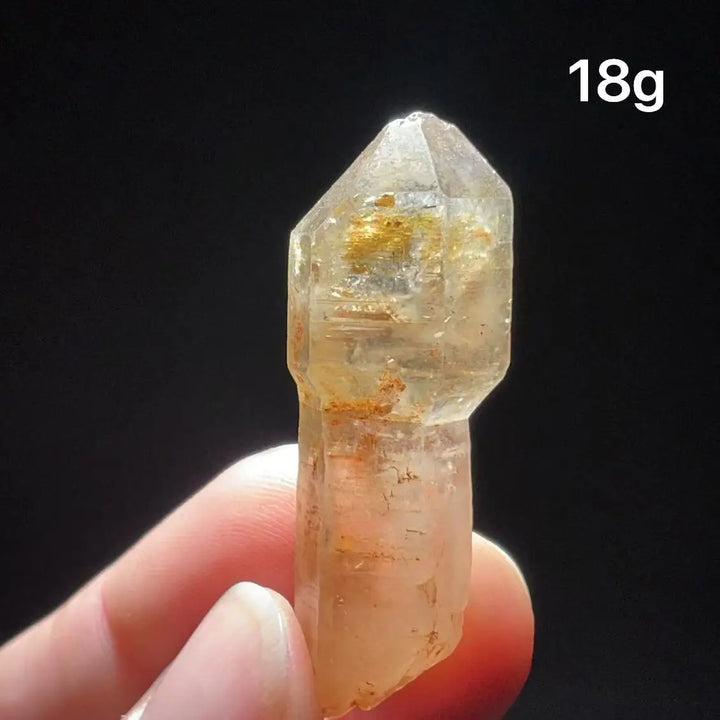 Petroleum Quartz Crystal Specimen UV Reactive
