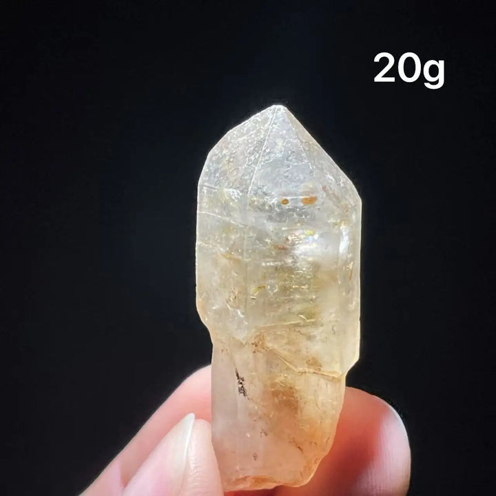 Petroleum Quartz Crystal Specimen UV Reactive
