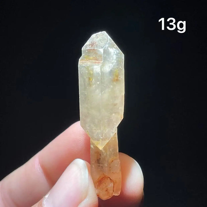 Petroleum Quartz Crystal Specimen UV Reactive