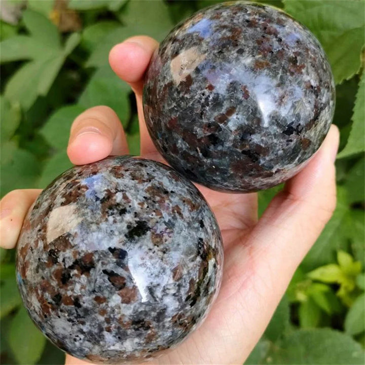 Yooperlite Crystal Sphere UV Reactive