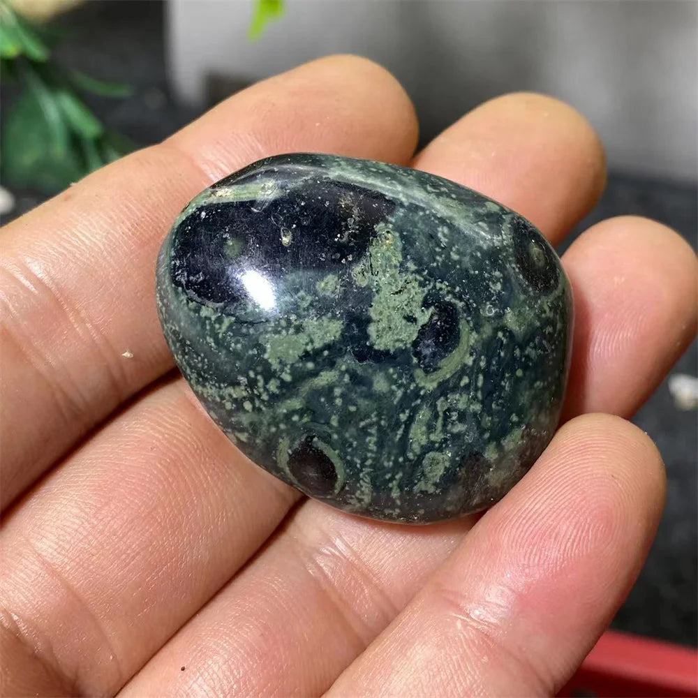 Natural Kambaba Jasper Crystal Polished Palm Stone
