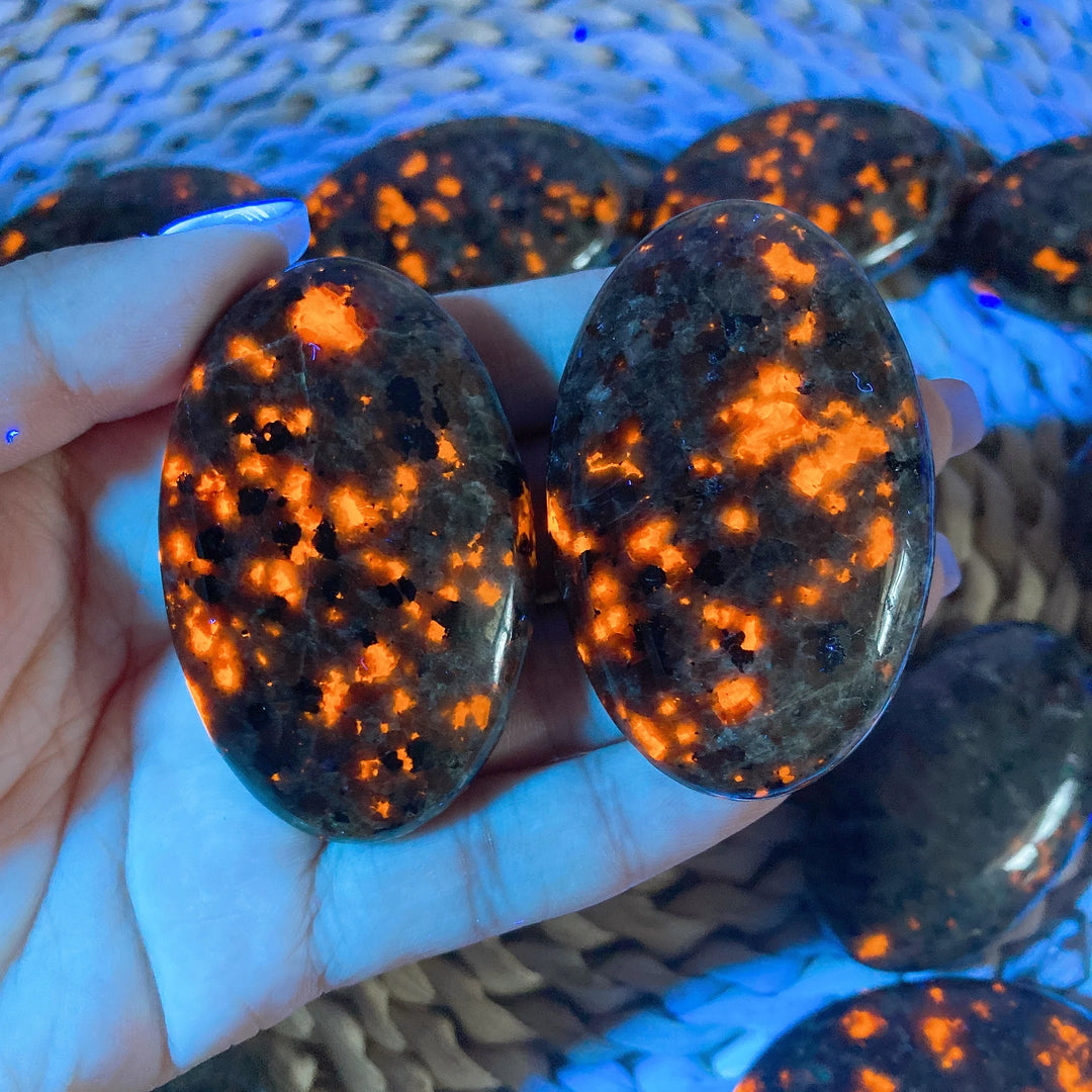 Yooperlite Polished Palm Stone UV Reactive Crystal