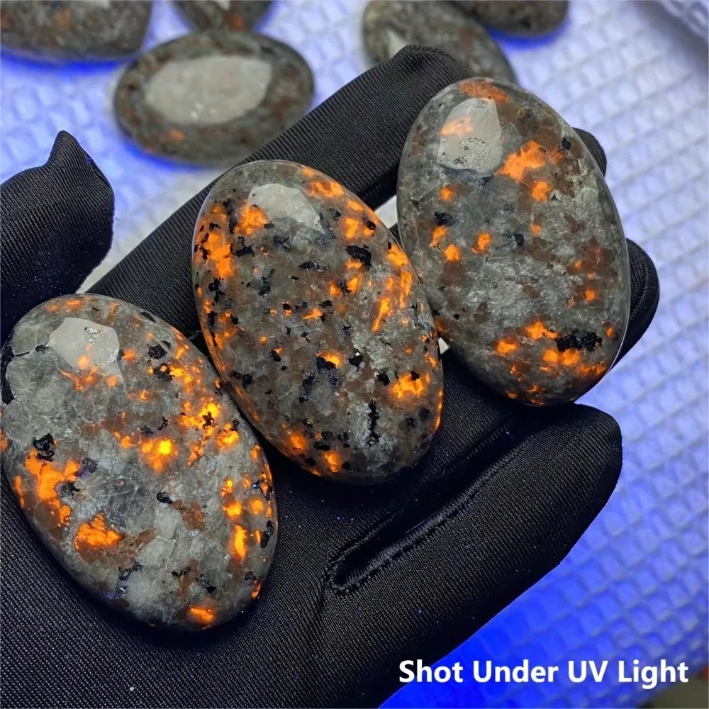 Yooperlite Crystal Palm Stone Flame UV Reactive Glow