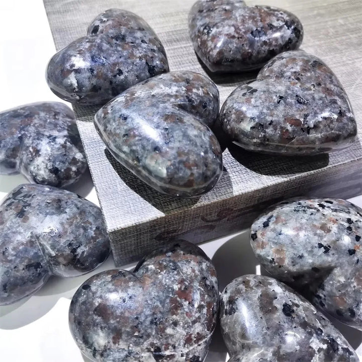Yooperlite Crystal Heart Stone UV Reactive