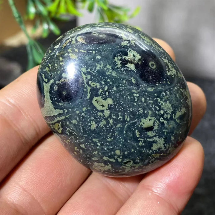 Natural Kambaba Jasper Crystal Polished Palm Stone