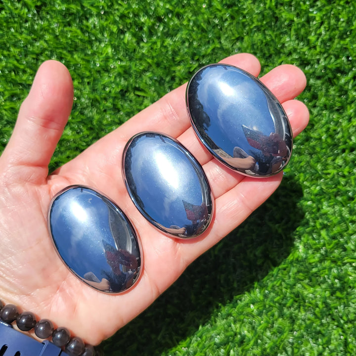 Terahertz Crystal Palm Stone