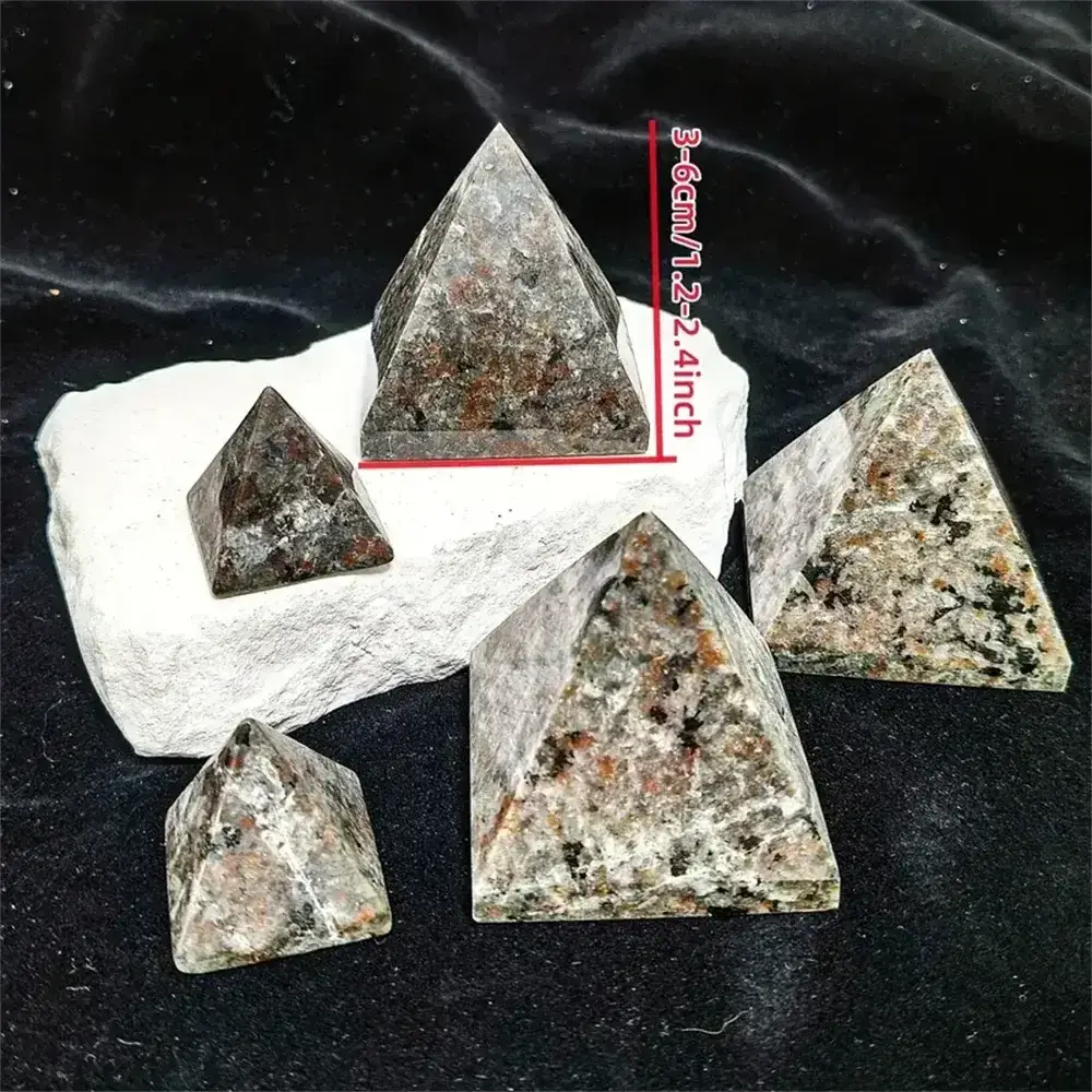Yooperlite Crystal Pyramid UV Reactive-Pyramids-Ali-34mm-Yooperlite-Crystal Destiny